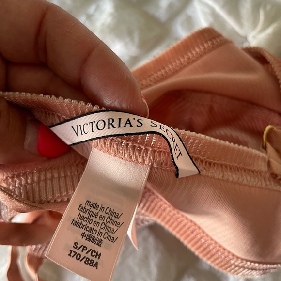 Victoria's Secret pink Wireless Bra - Picture 4 of 5